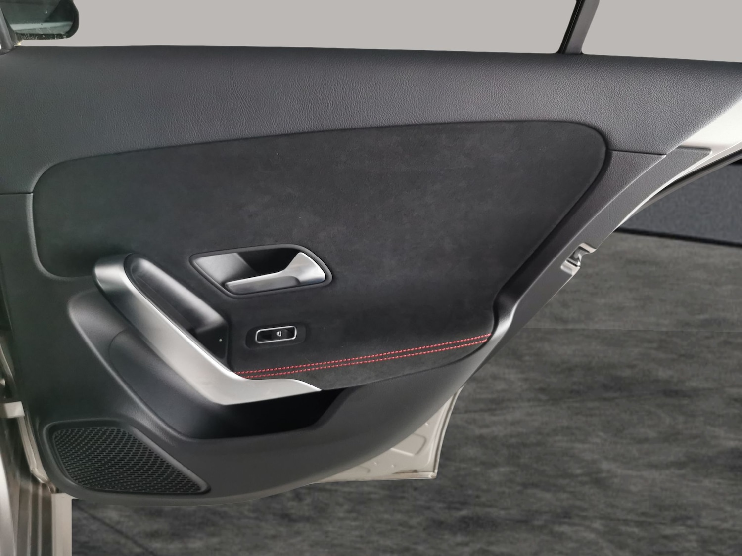 Used Mercedes-Benz A-Class 2019 for sale - 76452604: Photo 41