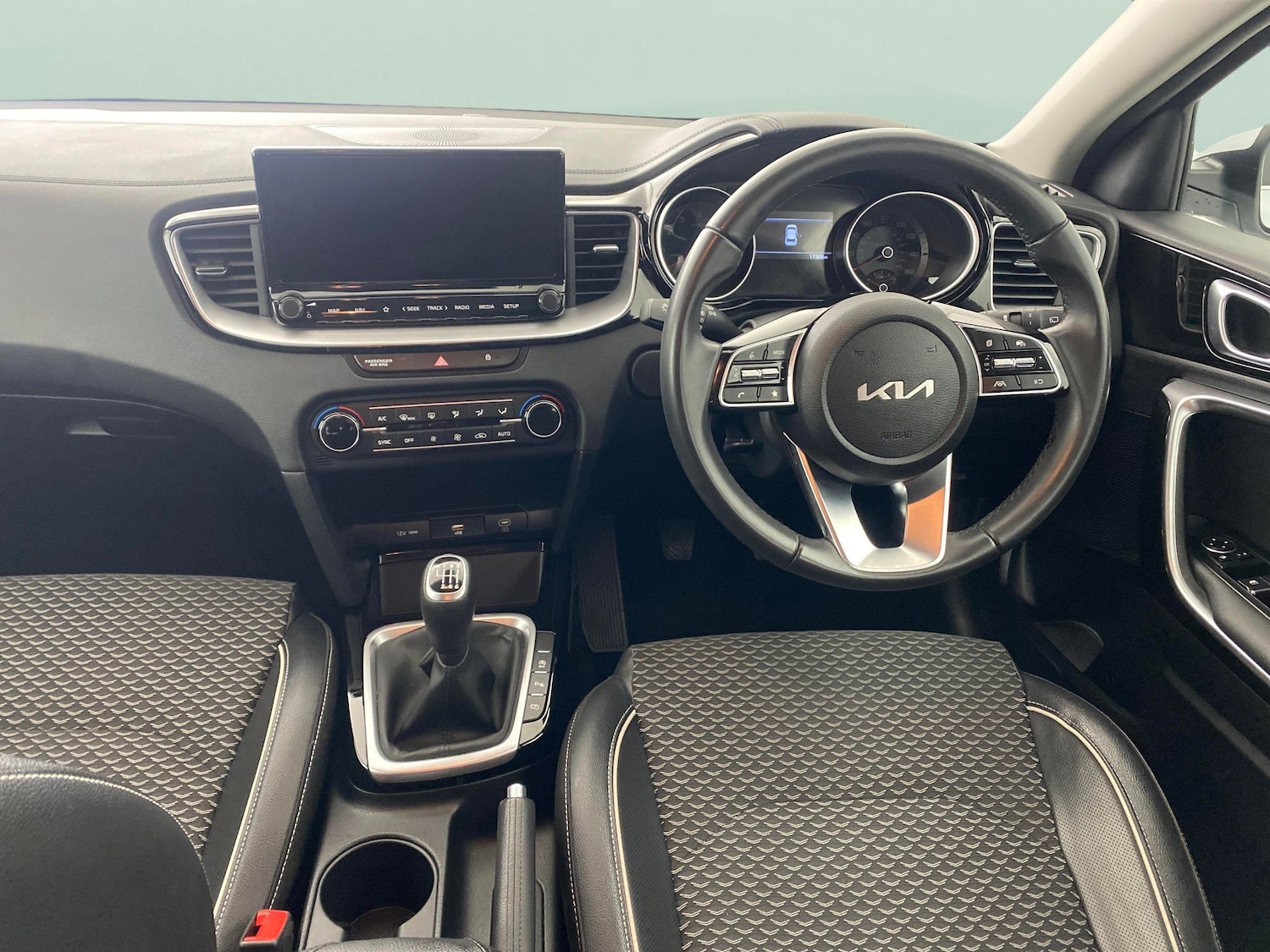 Used Kia Ceed 2022 for sale - 76364946: Photo 4