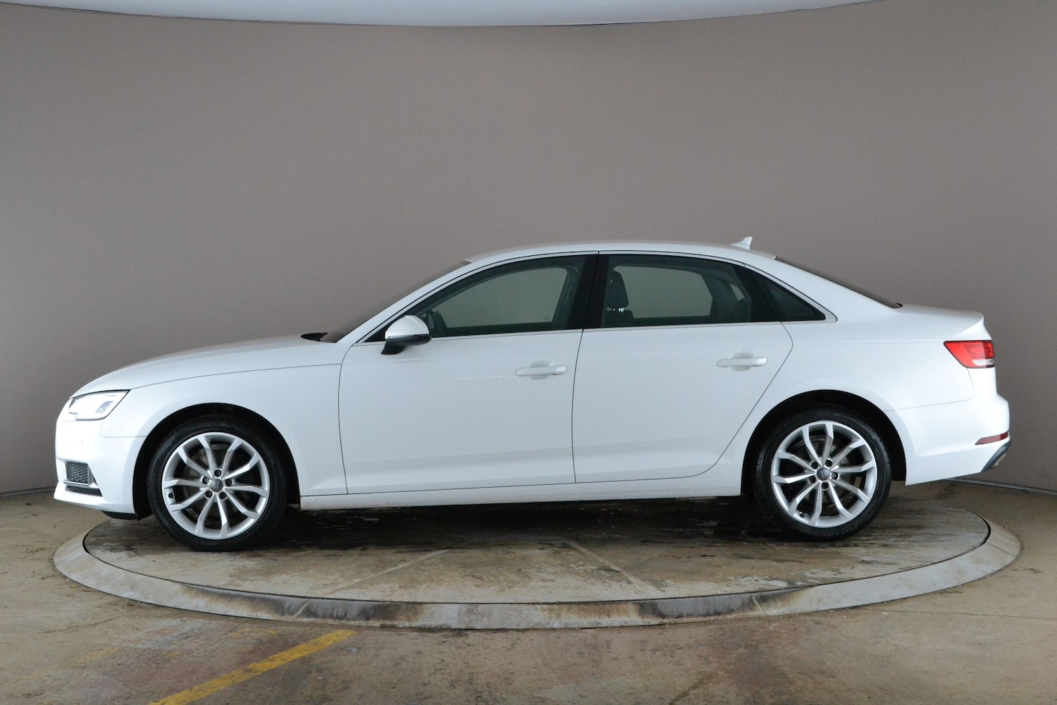 Used Audi A4 2019 for sale - 78042512: Photo 13