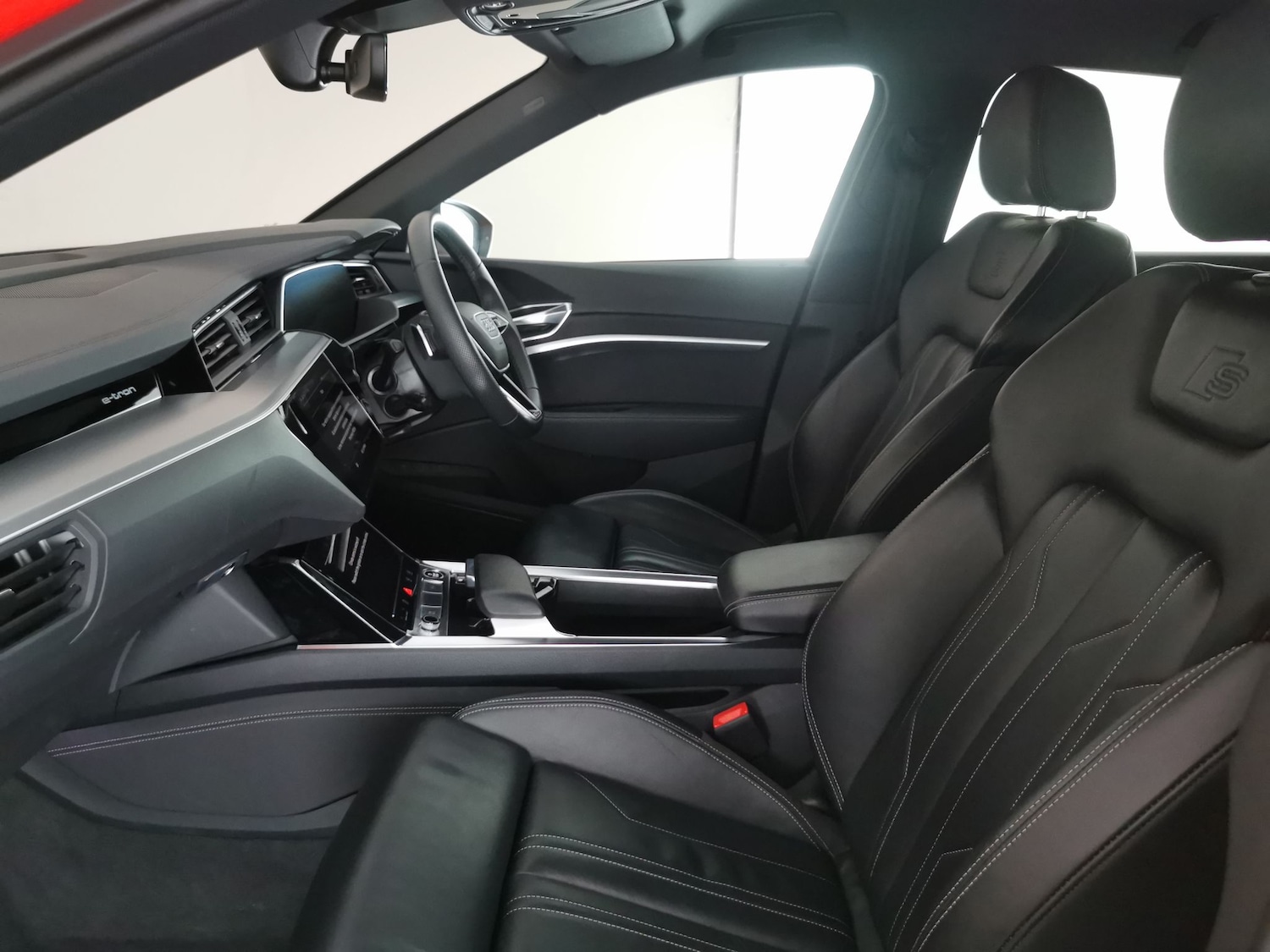 Used Audi e-tron 2022 for sale - 78218485: Photo 4