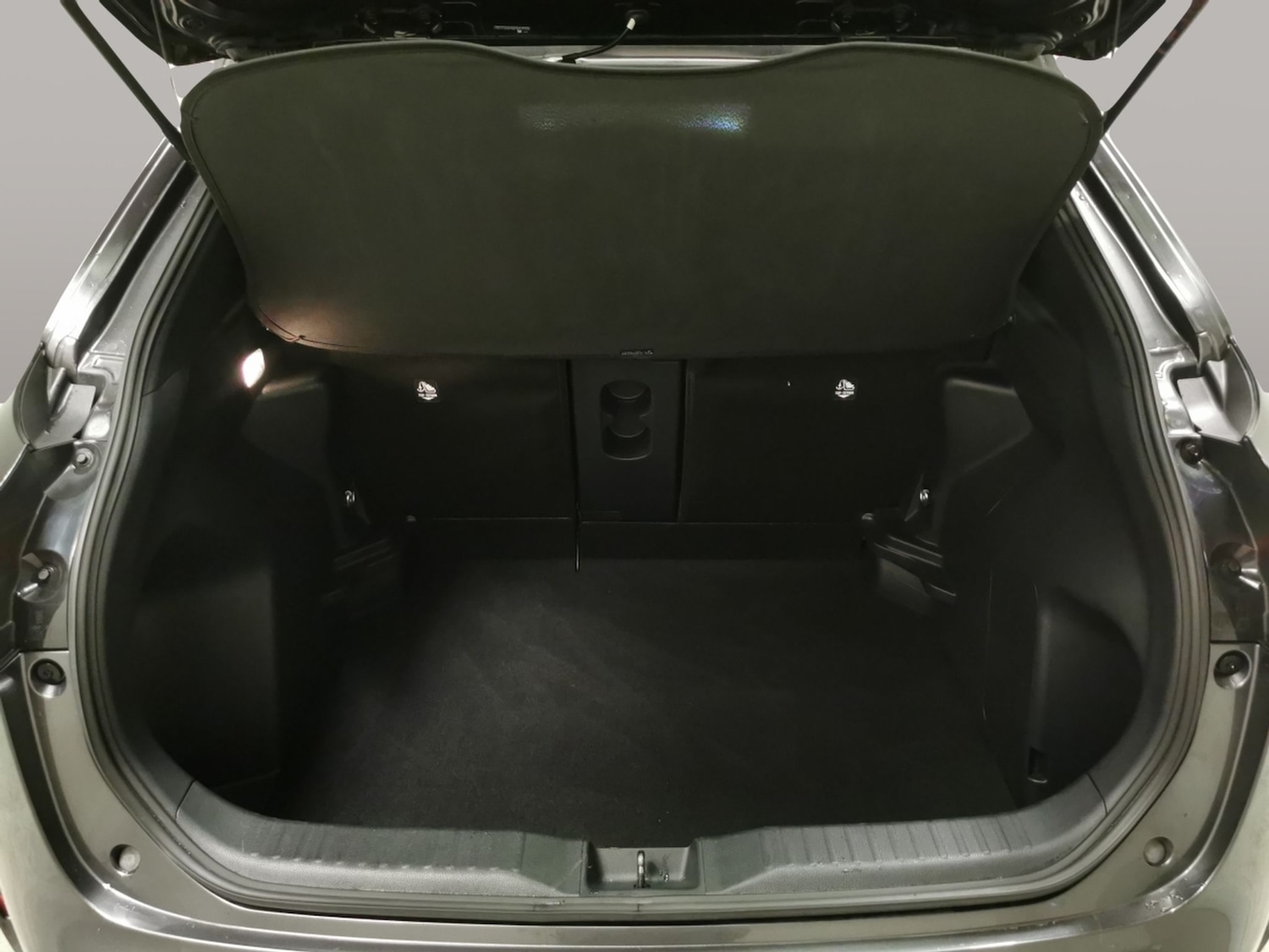 Used Toyota Yaris Cross 2022 for sale - 77398810: Photo 30