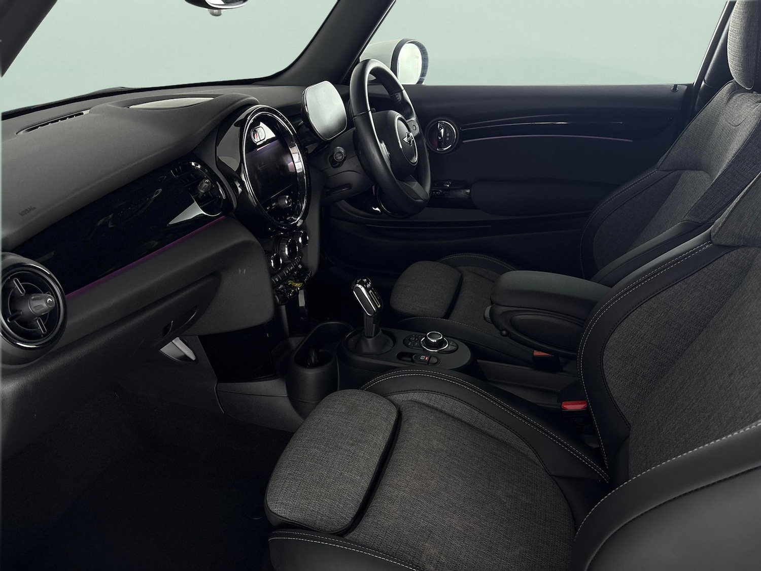 Used MINI Hatch 2023 for sale - 77715874: Photo 4