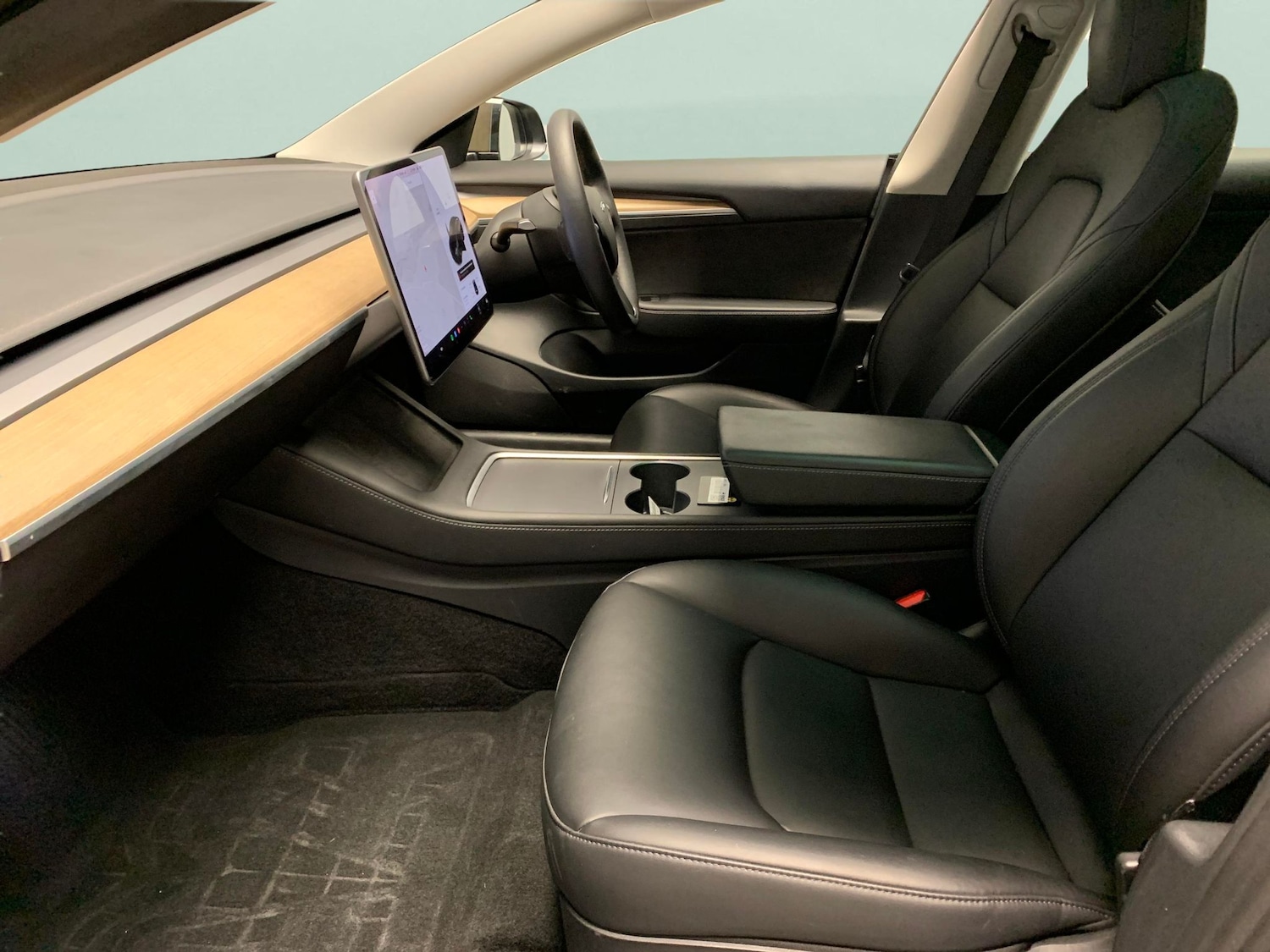 Used Tesla Model 3 2021 for sale - 77178620: Photo 4