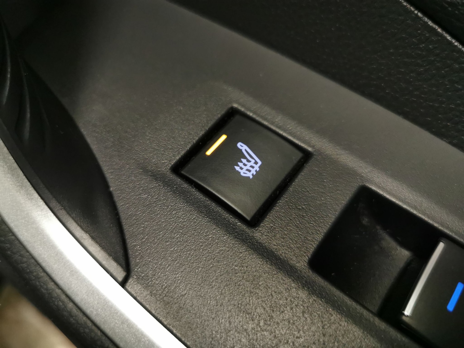 Used Toyota RAV4 2022 for sale - 77960553: Photo 16