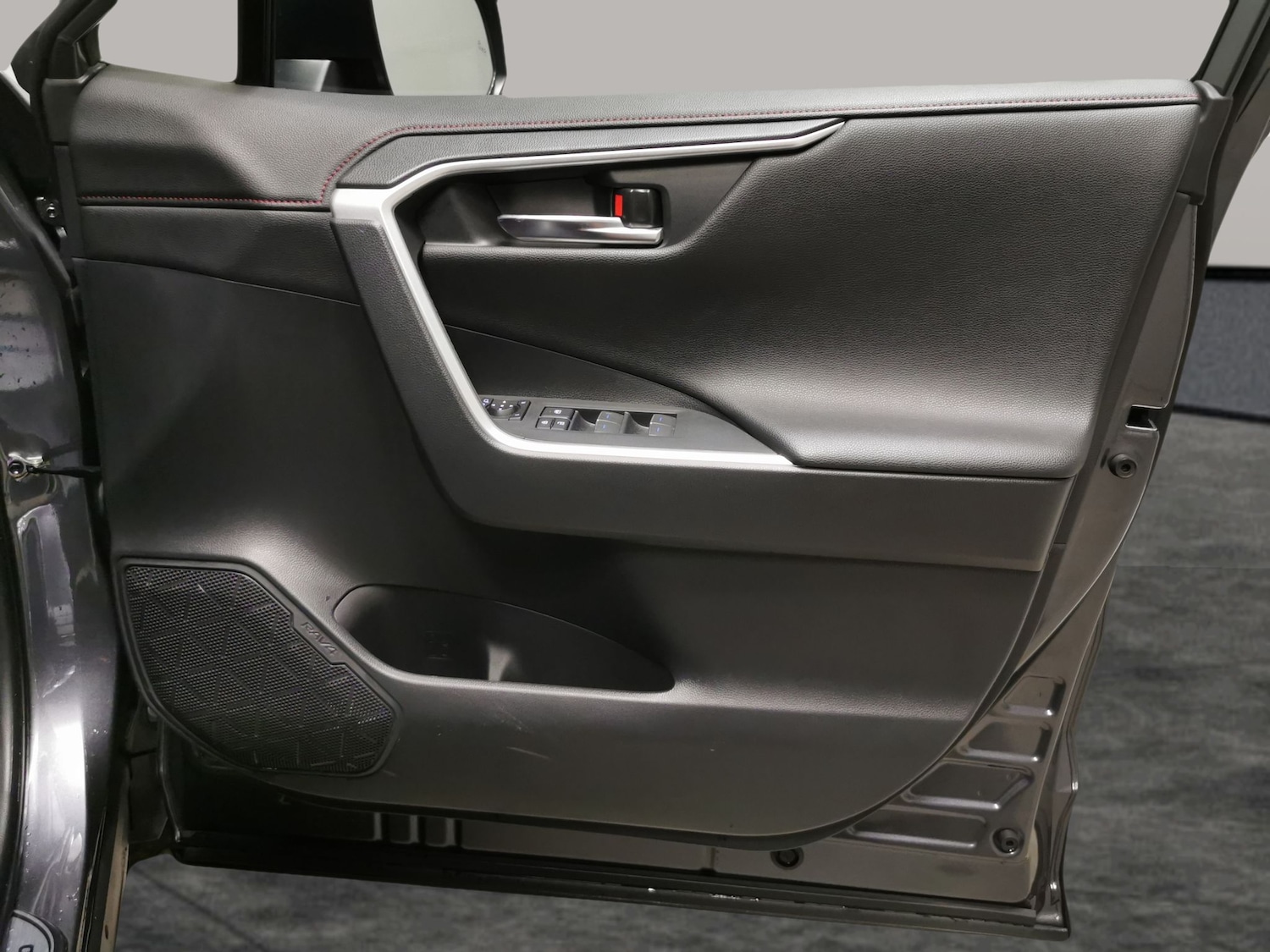 Used Toyota RAV4 2022 for sale - 77960553: Photo 32