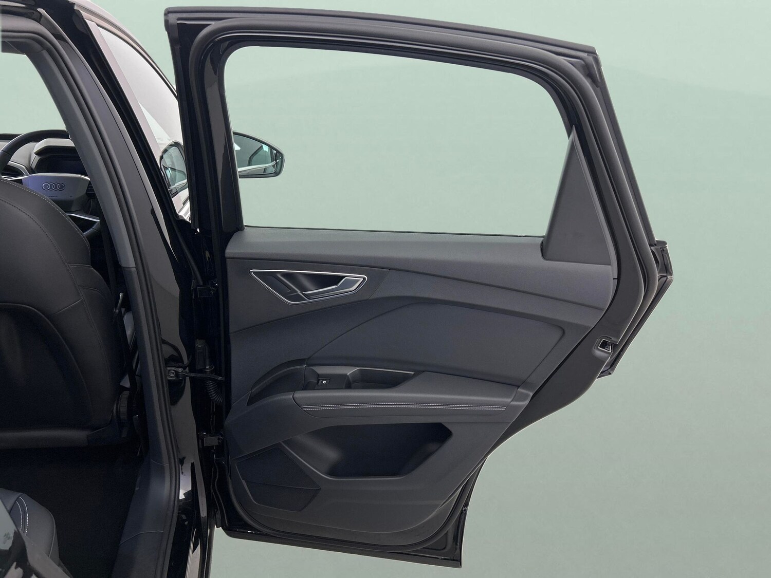 Used Audi Q4 e-tron 2025 for sale - 76364962: Photo 35