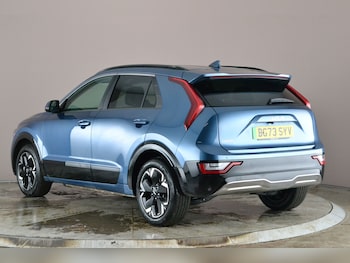 2024 - 150kW 3 65kWh 5dr Auto