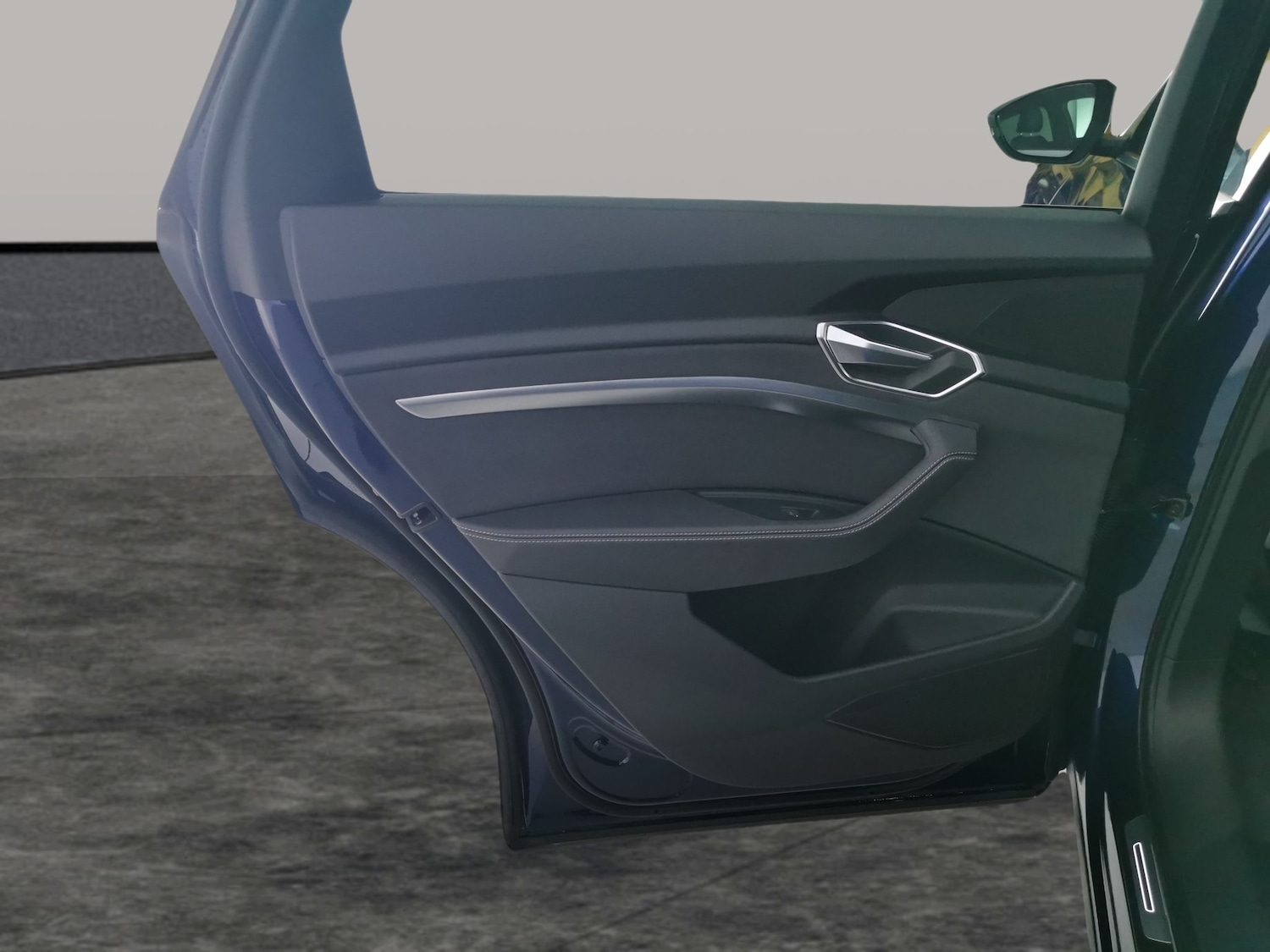 Used Audi e-tron 2023 for sale - 77321491: Photo 32