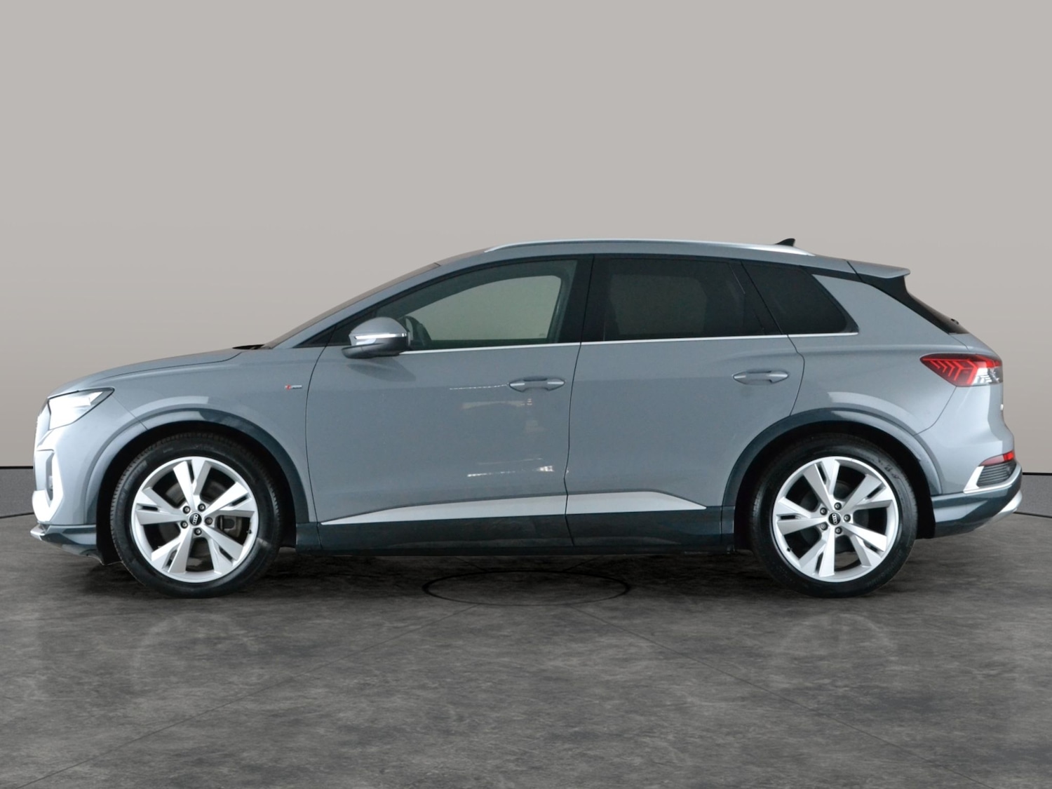 Used Audi Q4 e-tron 2021 for sale - 77648570: Photo 13