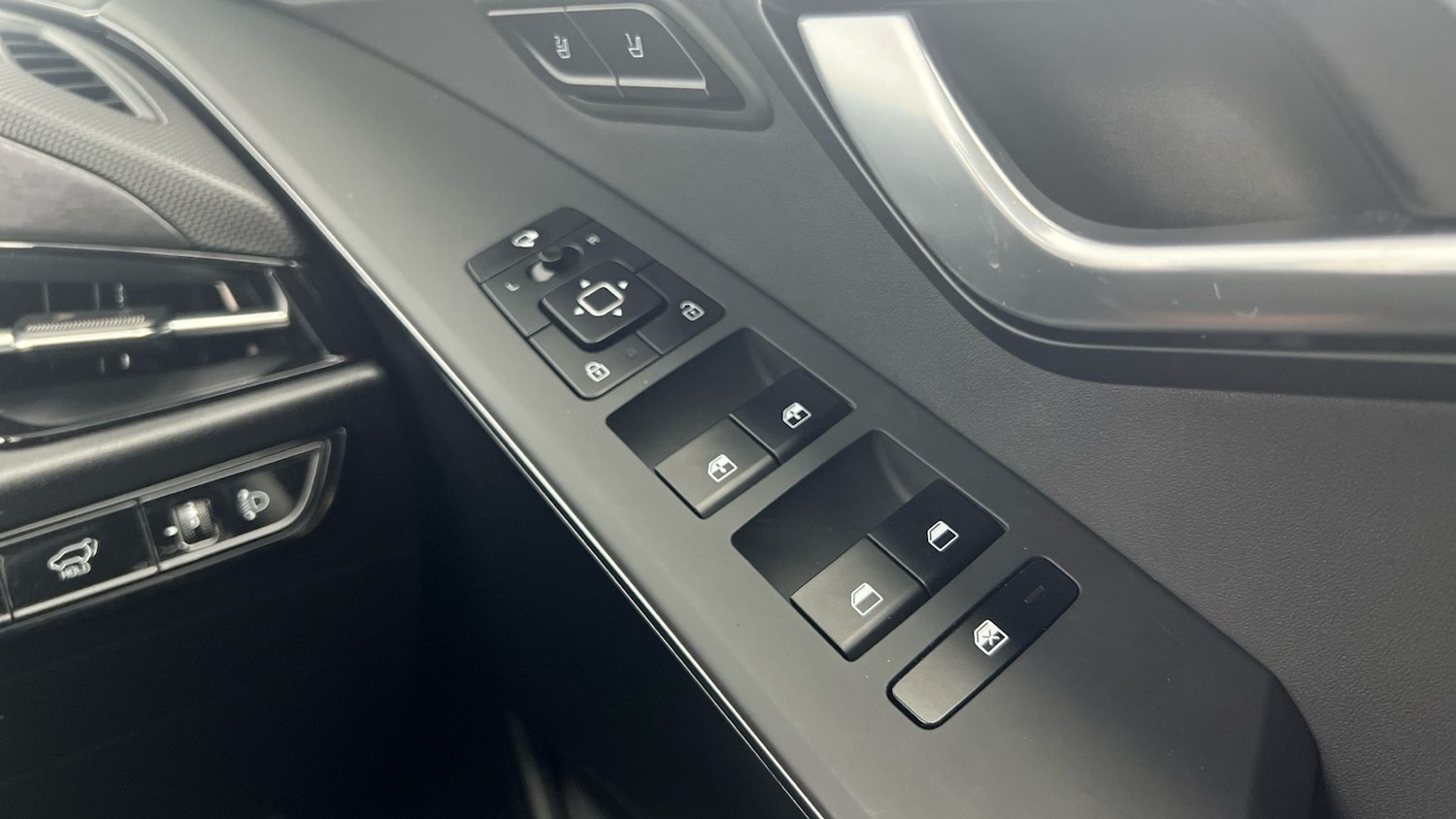 Used Kia Niro 2023 for sale - 76946624: Photo 33