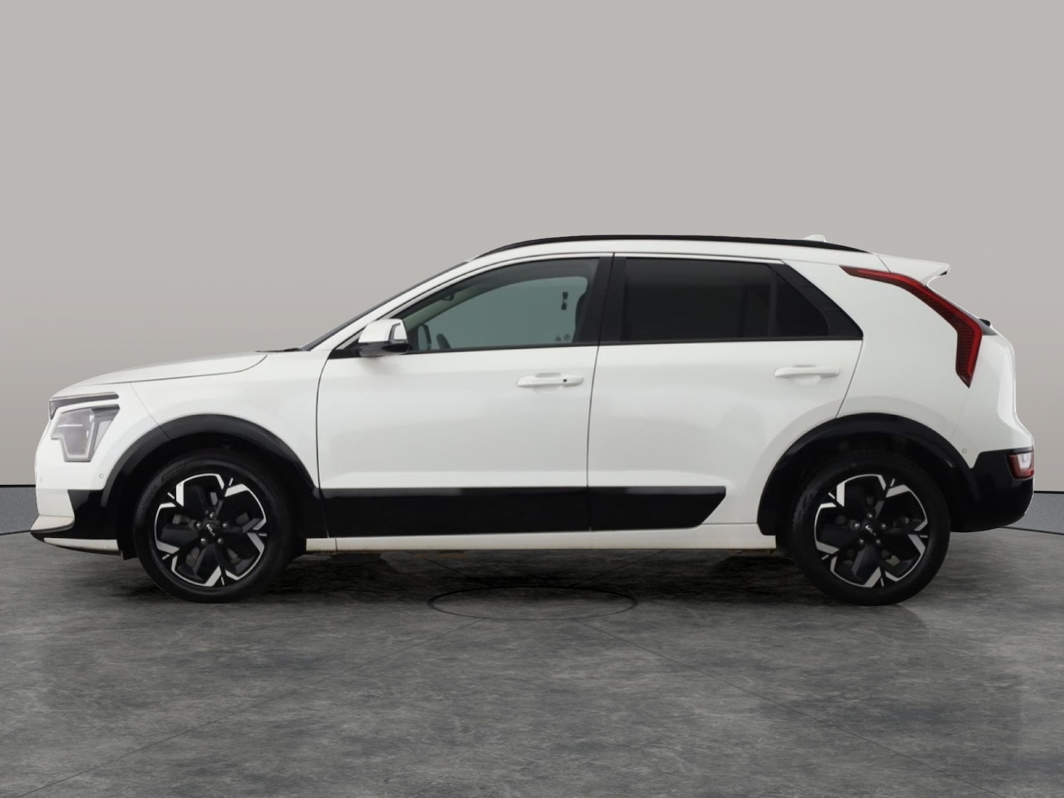 Used Kia Niro 2023 for sale - 76946624: Photo 9