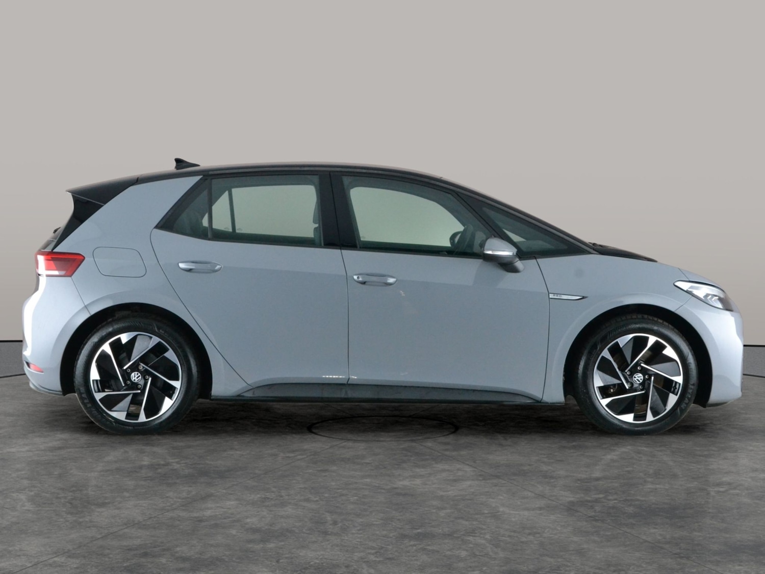 Used Volkswagen ID.3 2023 for sale - 77634919: Photo 8