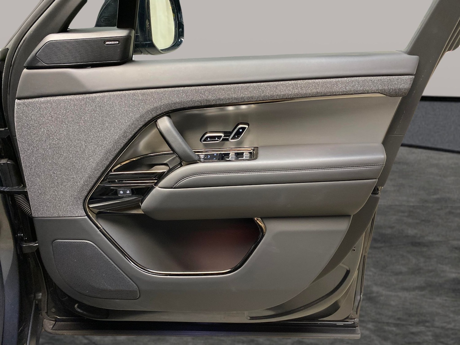 Used Land Rover Range Rover Sport 2024 for sale - 77856069: Photo 45