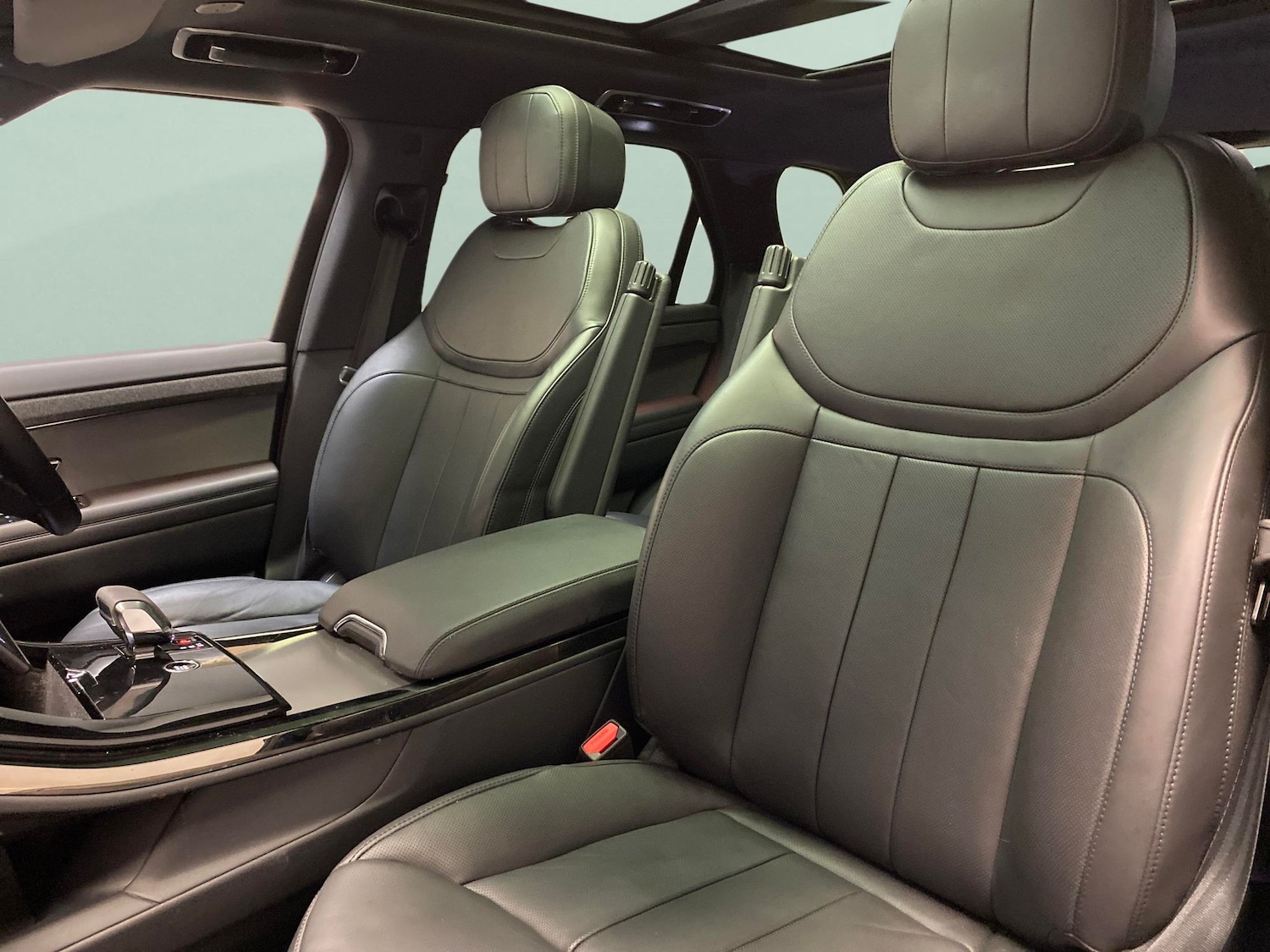 Used Land Rover Range Rover Sport 2024 for sale - 77856069: Photo 7