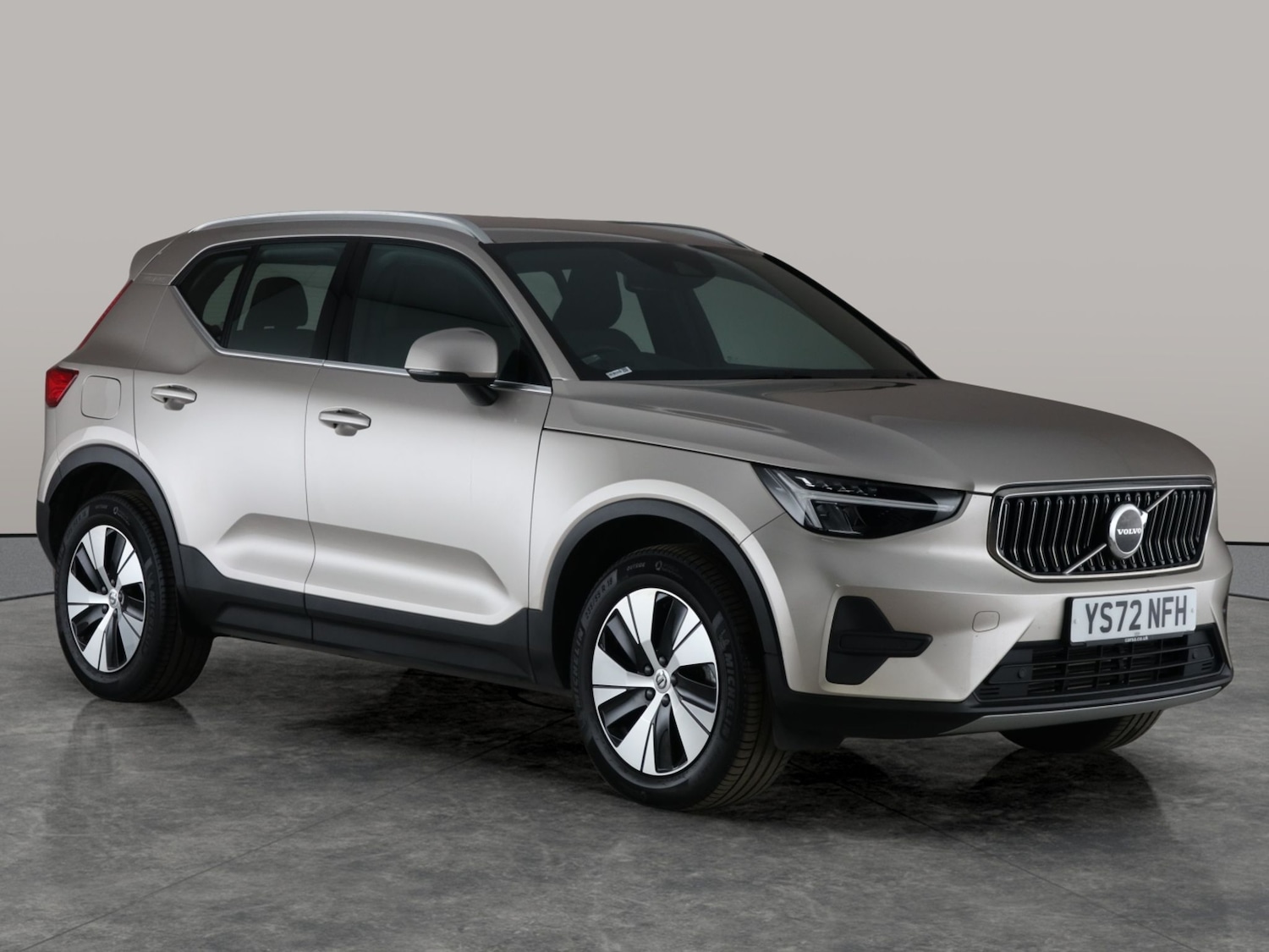 Used Volvo XC40 2022 for sale - 76668634: Photo 8