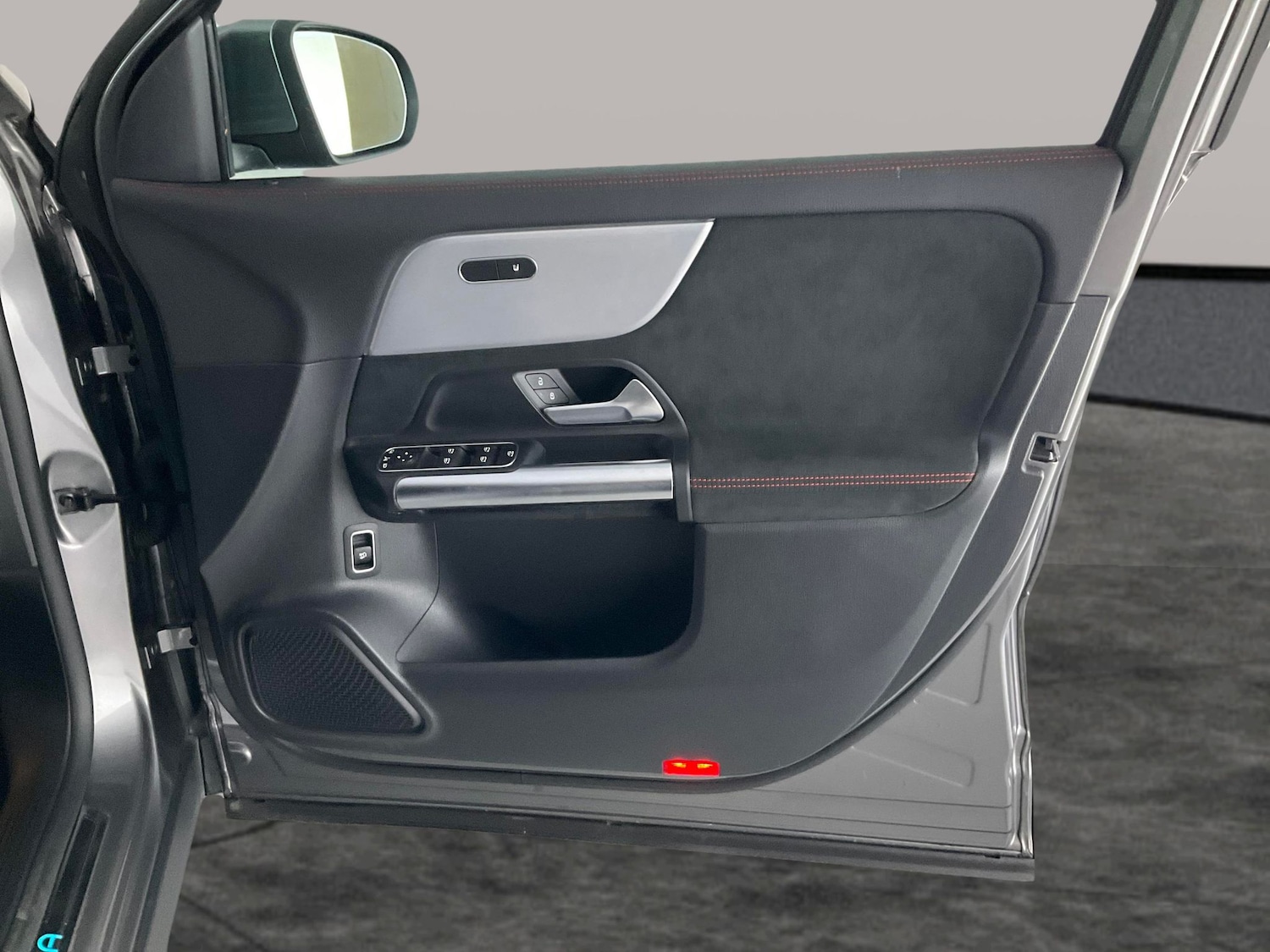 Used Mercedes-Benz EQA 2021 for sale - 76447368: Photo 39