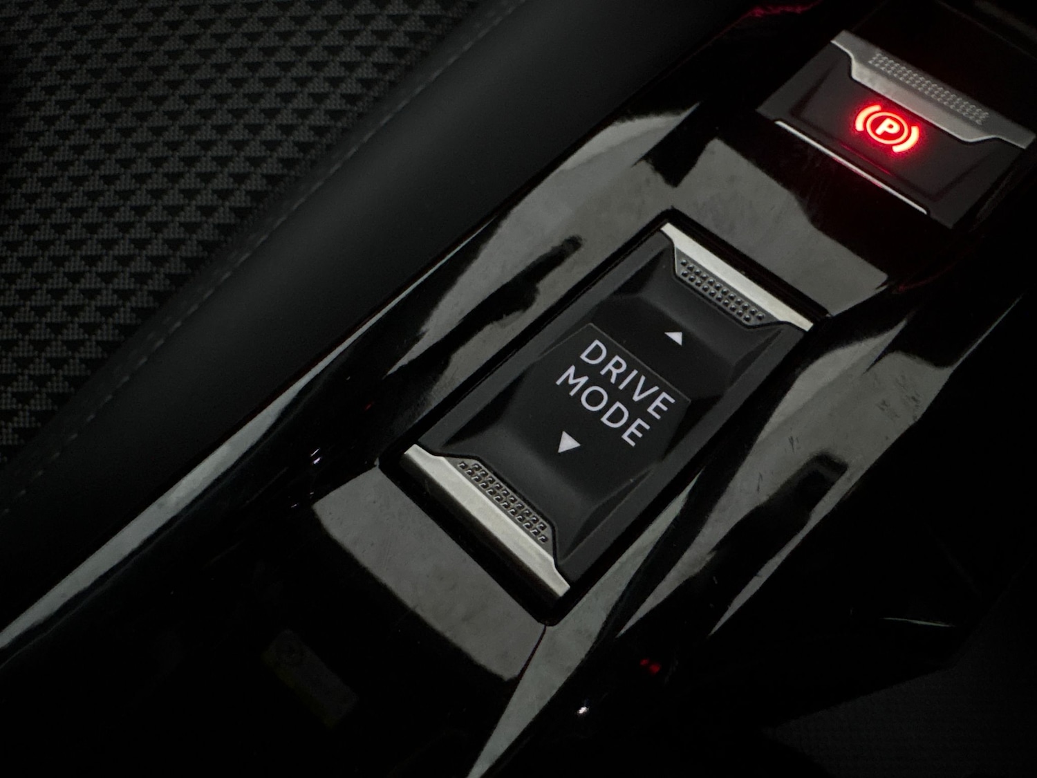 Used Peugeot 2008 2021 for sale - 77988690: Photo 18