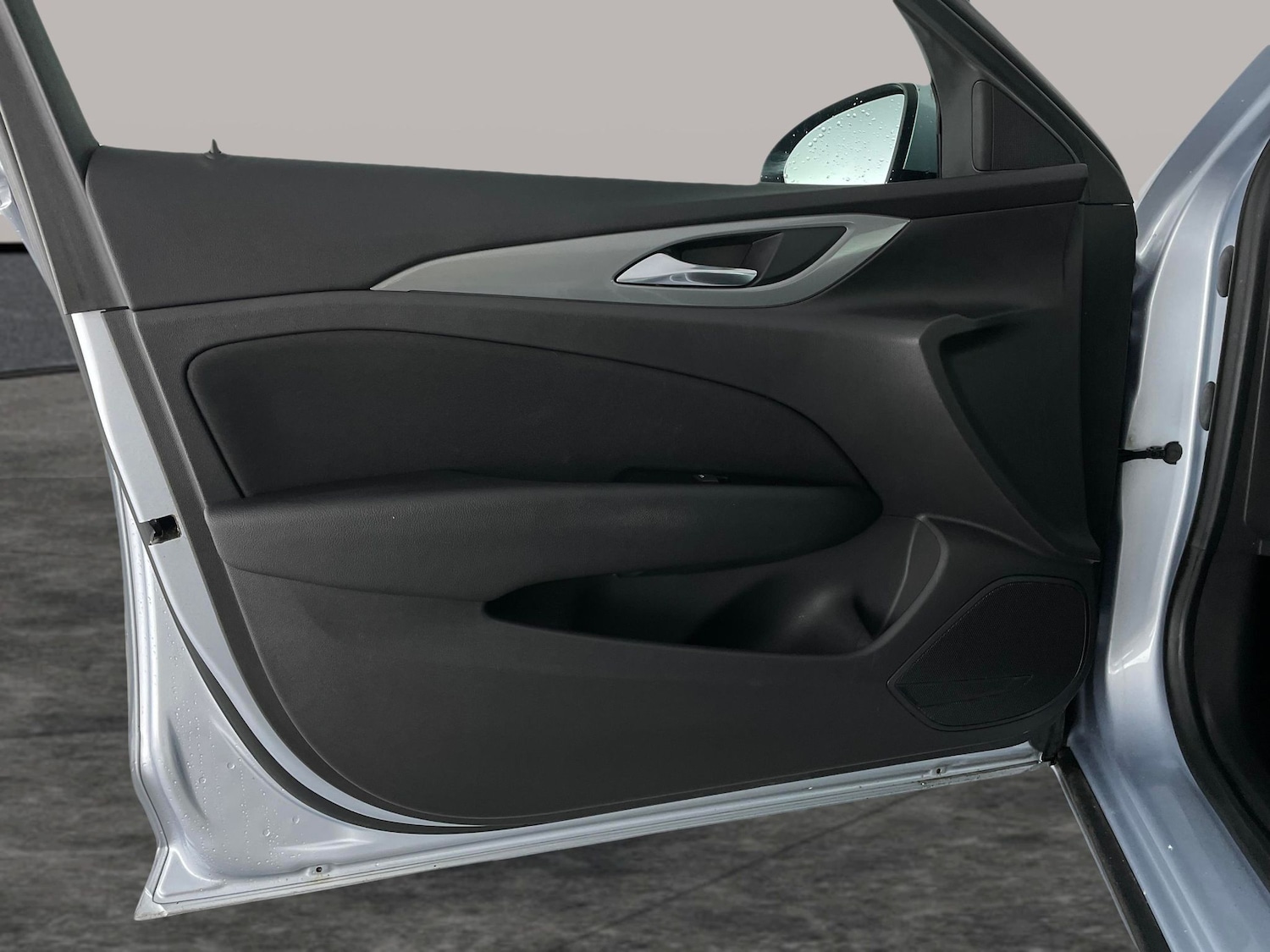 Used Vauxhall Insignia 2018 for sale - 77010751: Photo 27