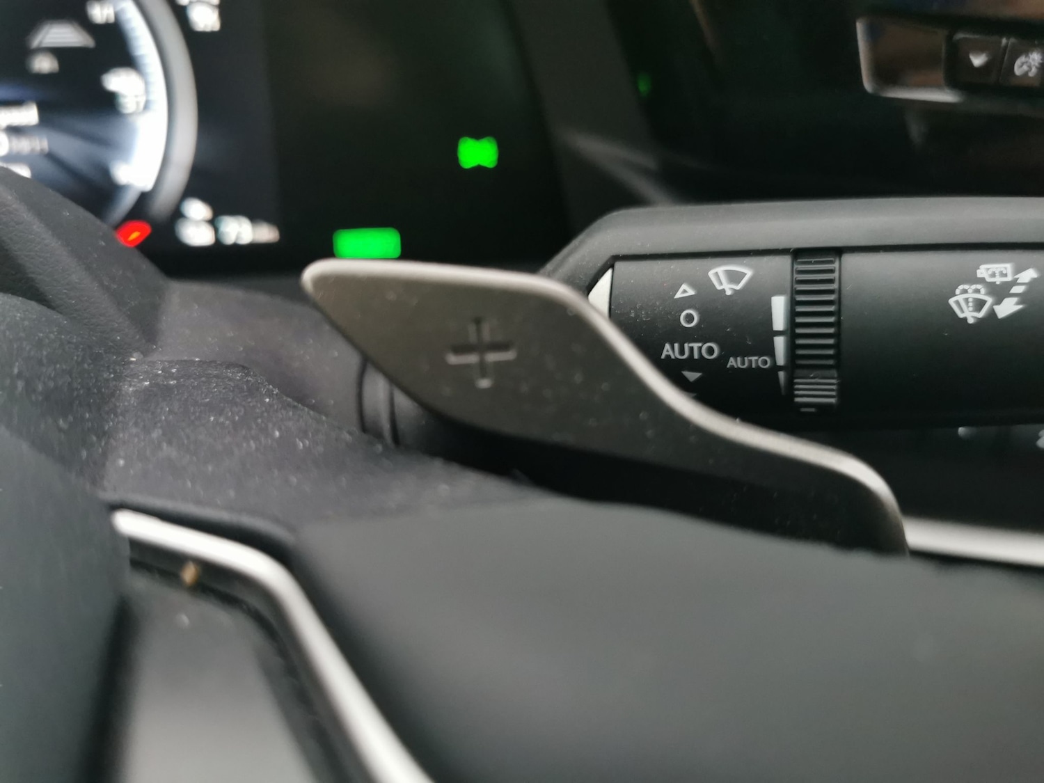 Used Lexus RZ 2024 for sale - 76999606: Photo 26