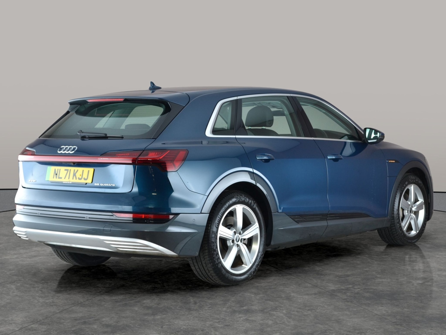 Used Audi e-tron 2021 for sale - 76935042: Photo 10