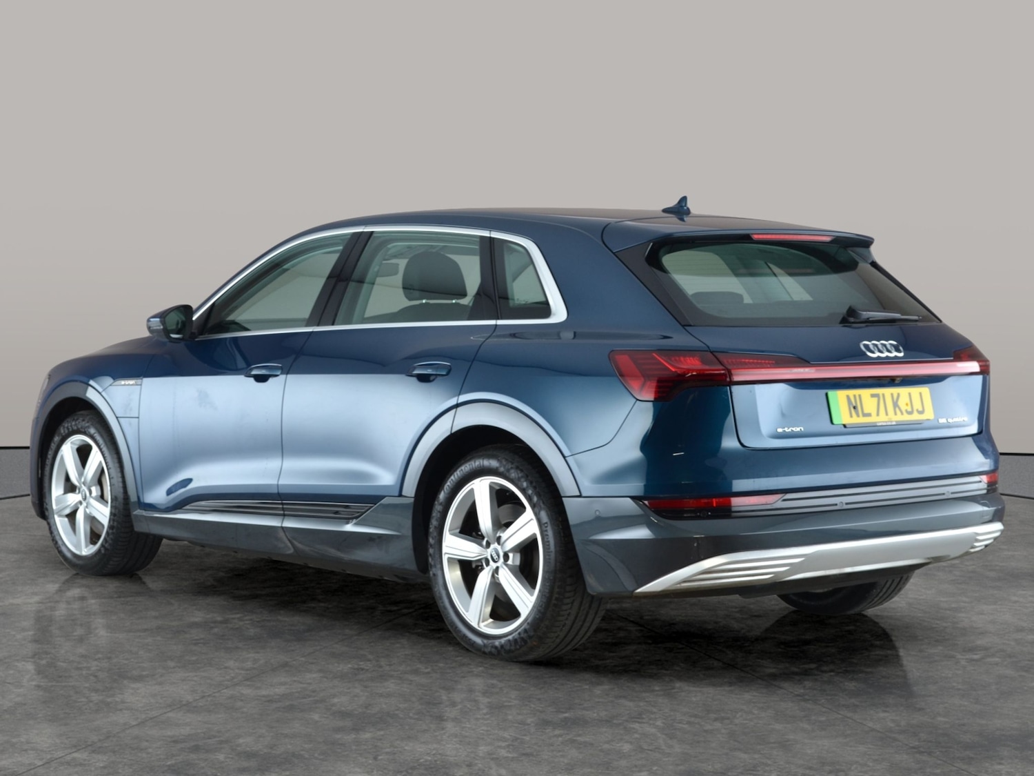 Used Audi e-tron 2021 for sale - 76935042: Photo 12