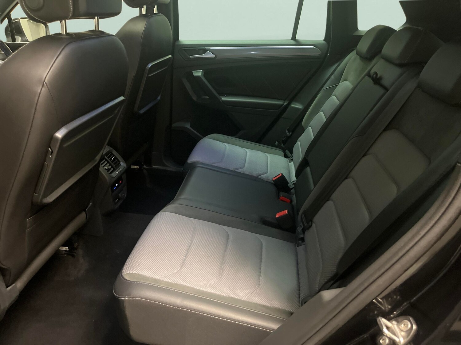 Used Volkswagen Tiguan 2020 for sale - 78054063: Photo 25