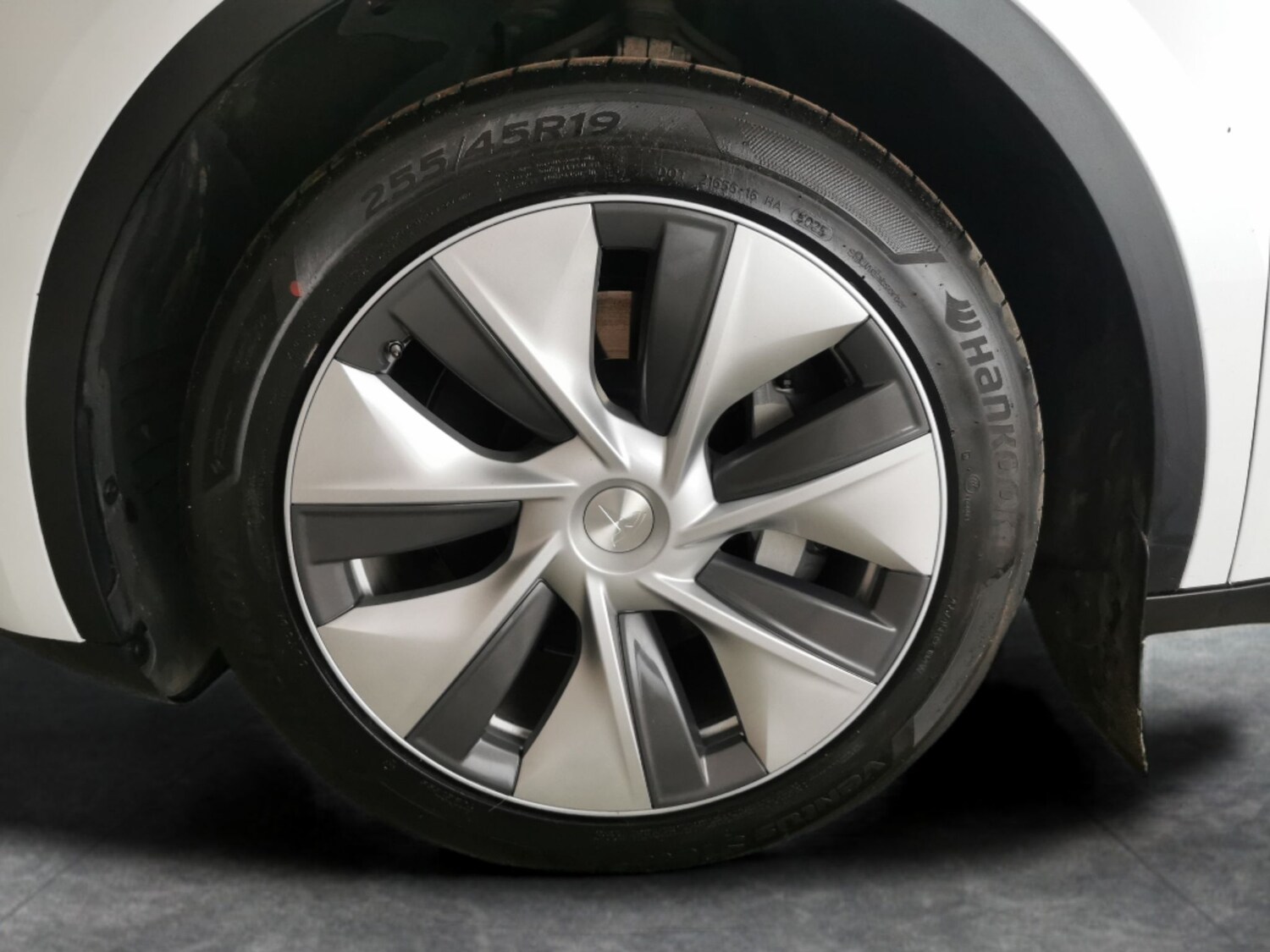 Used Tesla Model Y 2023 for sale - 78173362: Photo 28