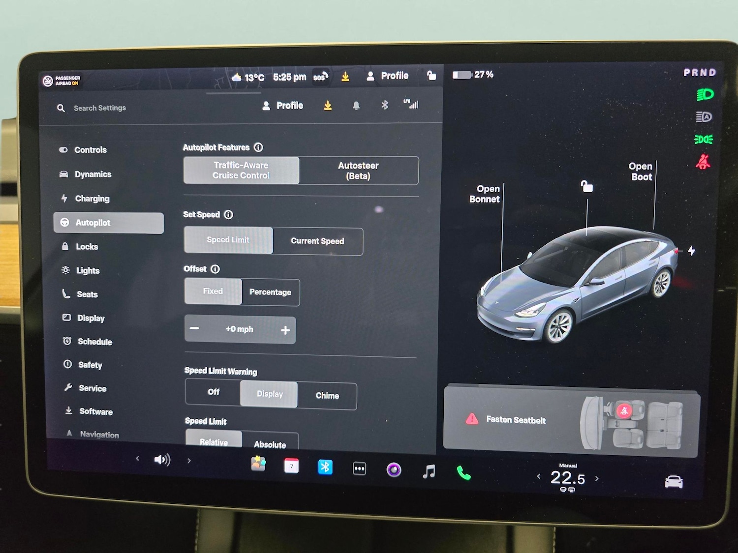 Used Tesla Model 3 2021 for sale - 76935179: Photo 21