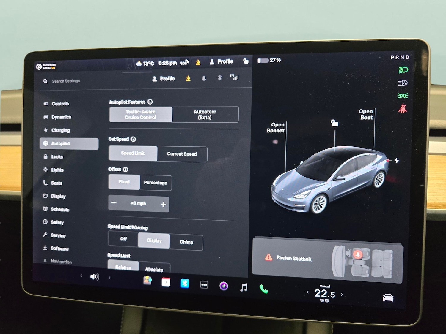 Used Tesla Model 3 2021 for sale - 76935179: Photo 23