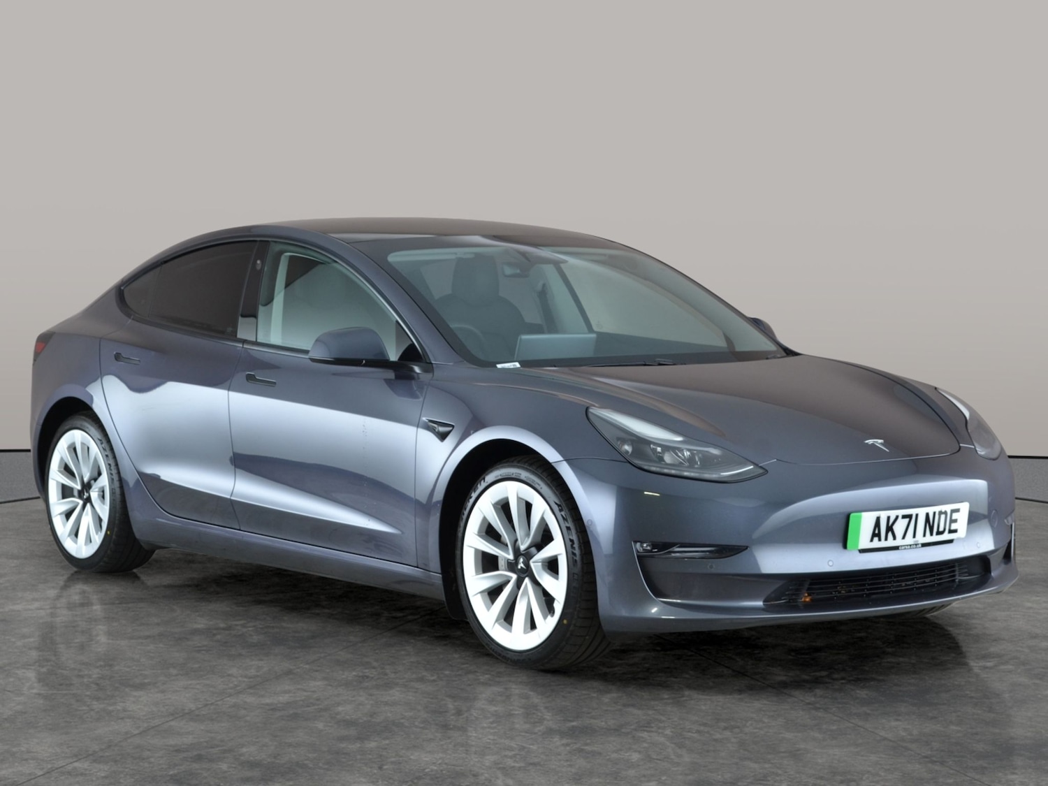 Used Tesla Model 3 2021 for sale - 76935179: Photo 9