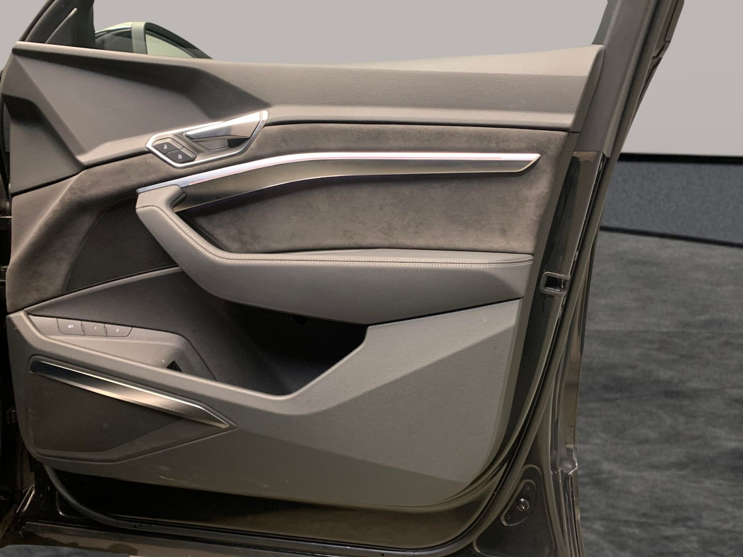 Used Audi e-tron 2020 for sale - 77316641: Photo 25