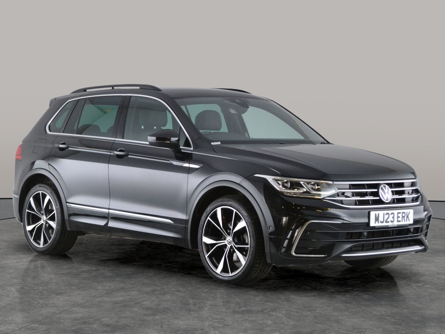 Used Volkswagen Tiguan 2023 for sale - 78082107: Photo 11