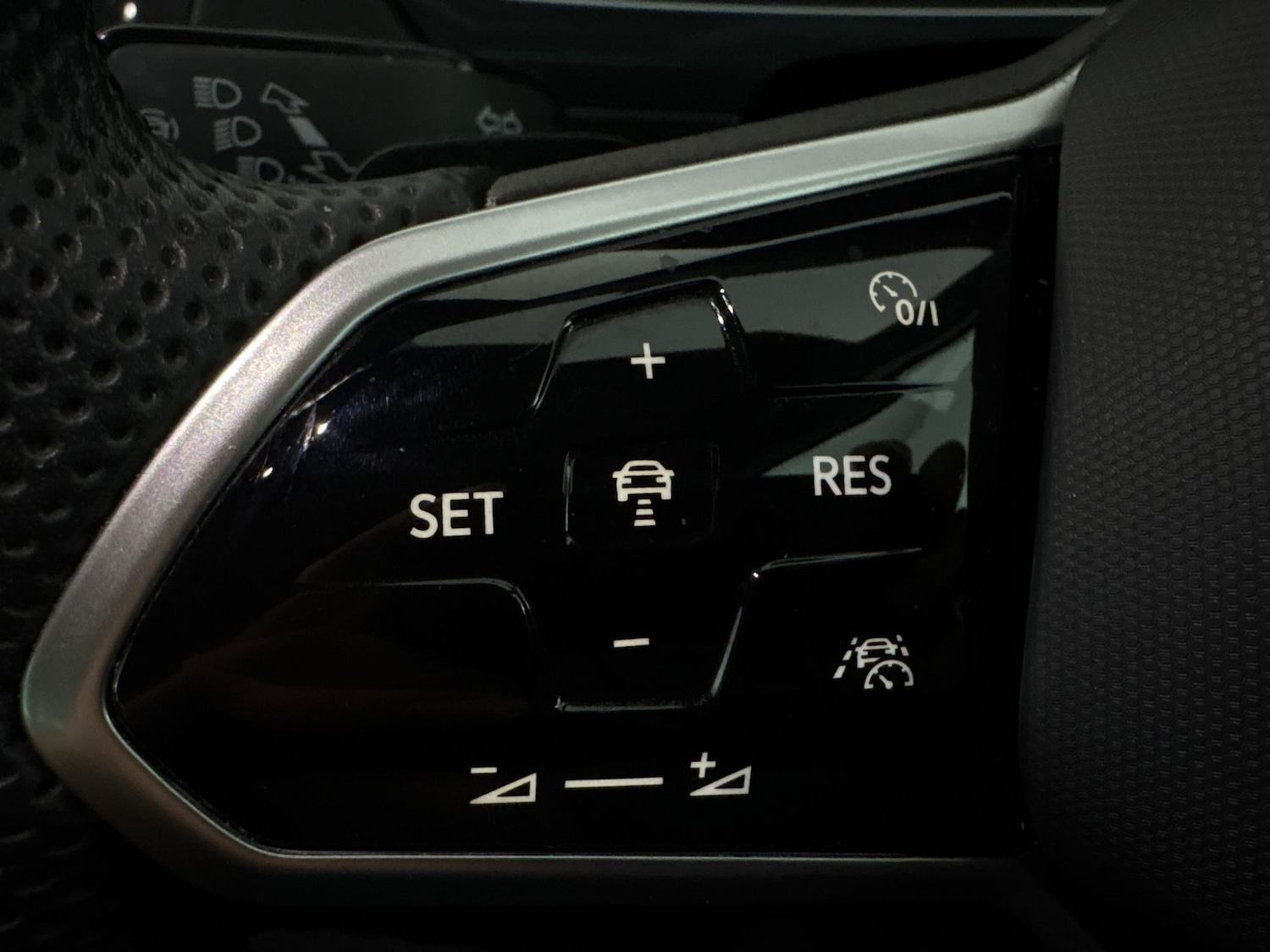 Used Volkswagen Tiguan 2023 for sale - 78082107: Photo 13