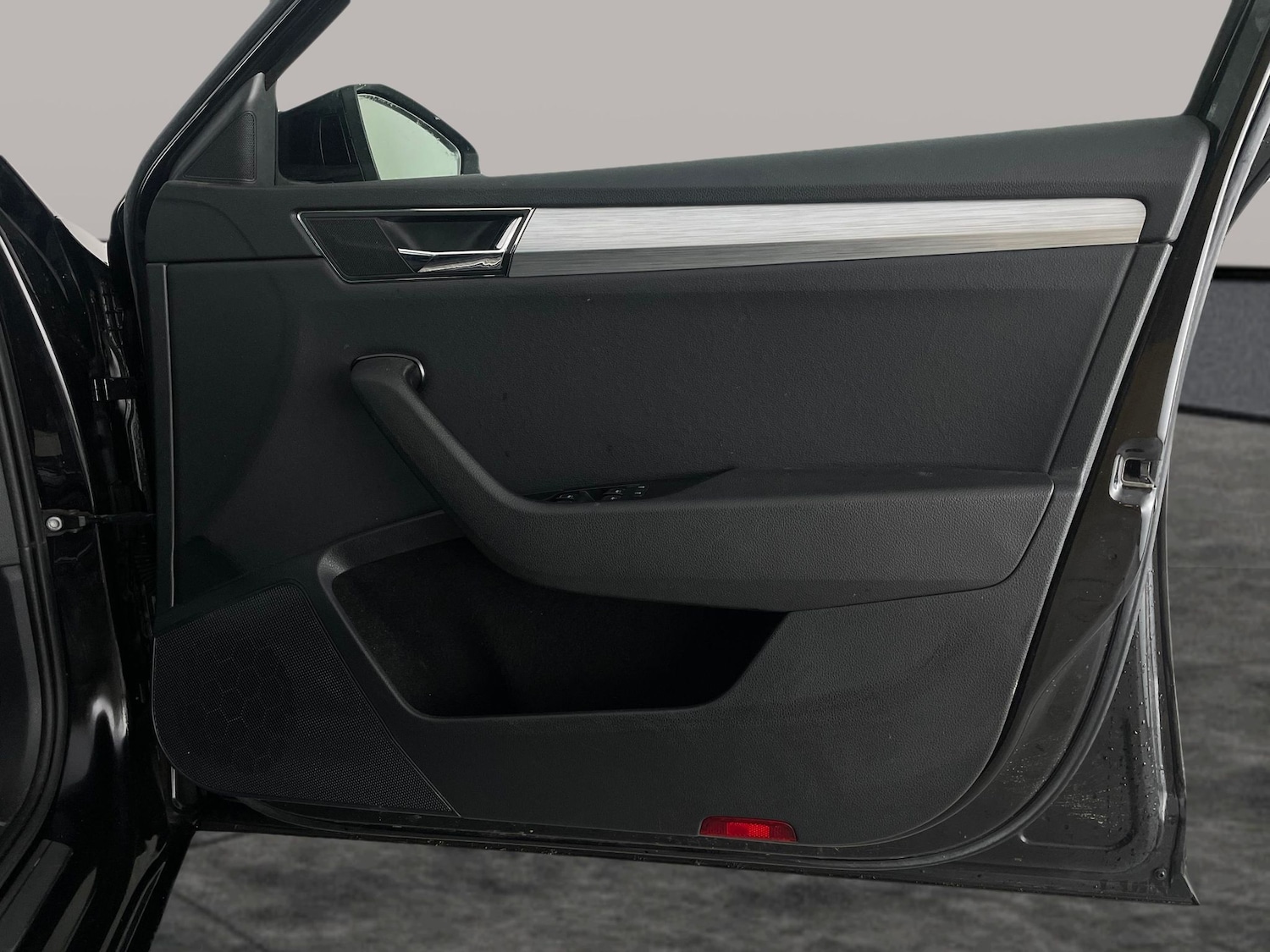 Used Skoda Superb 2023 for sale - 77679243: Photo 30