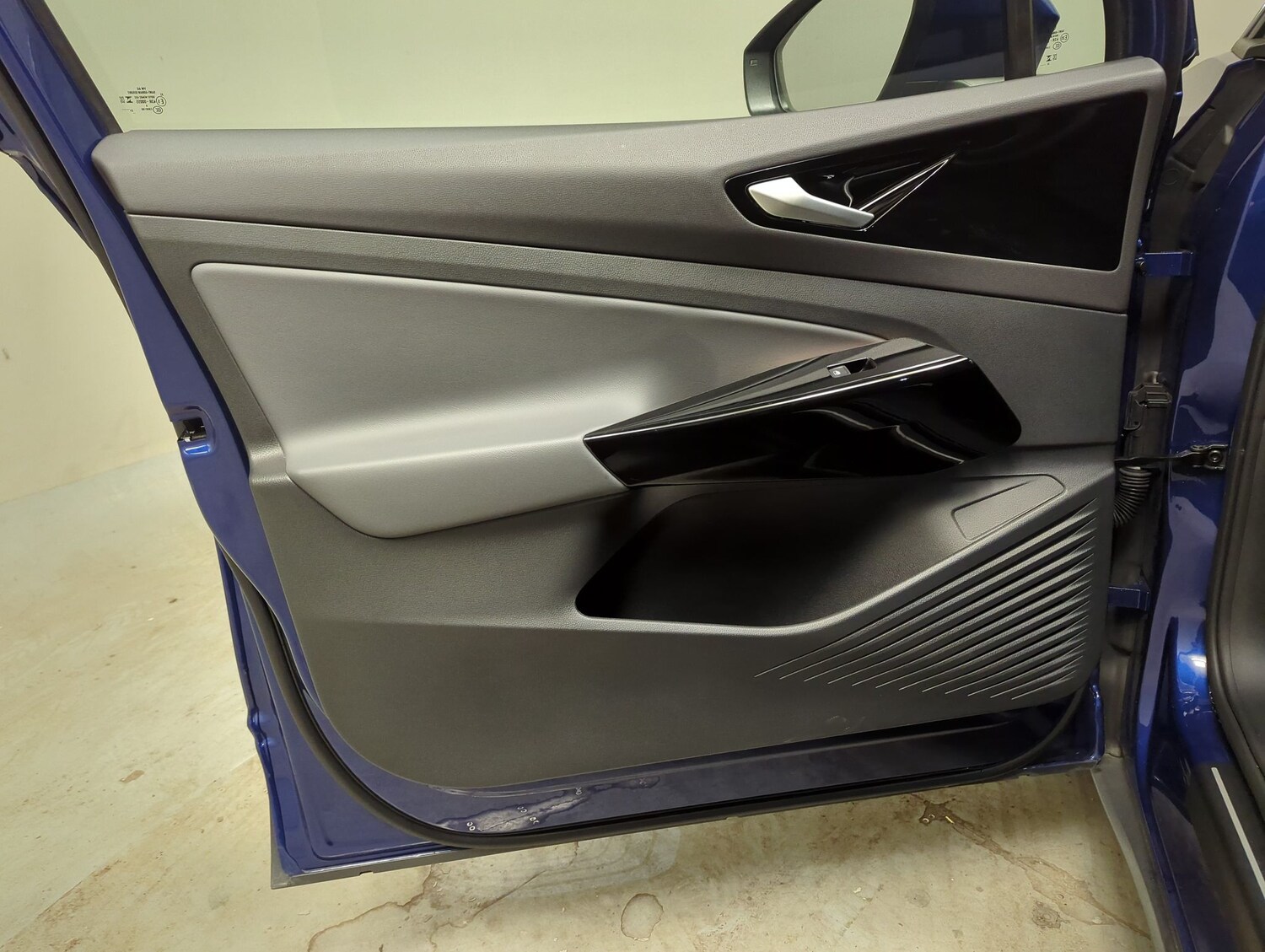 Used Volkswagen ID.4 2023 for sale - 78180652: Photo 32