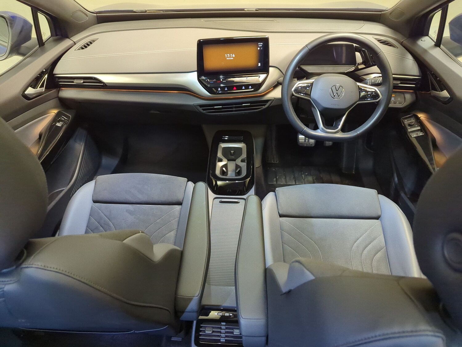 Used Volkswagen ID.4 2023 for sale - 78180652: Photo 9