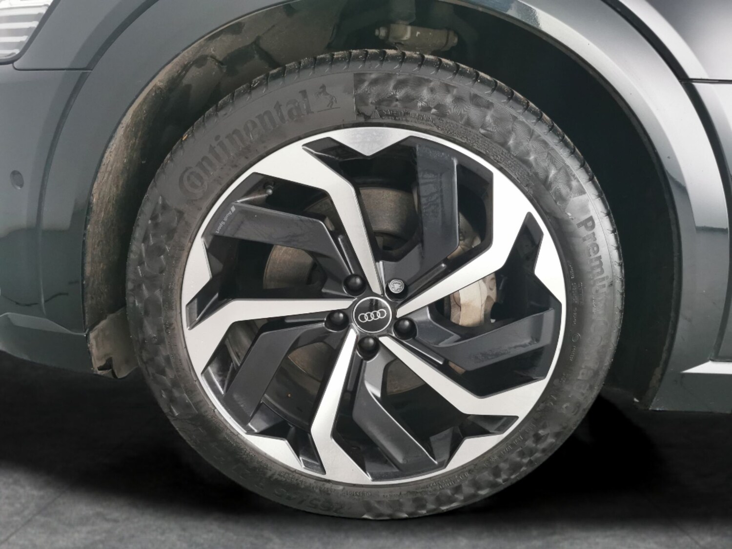 Used Audi e-tron 2022 for sale - 77635714: Photo 28