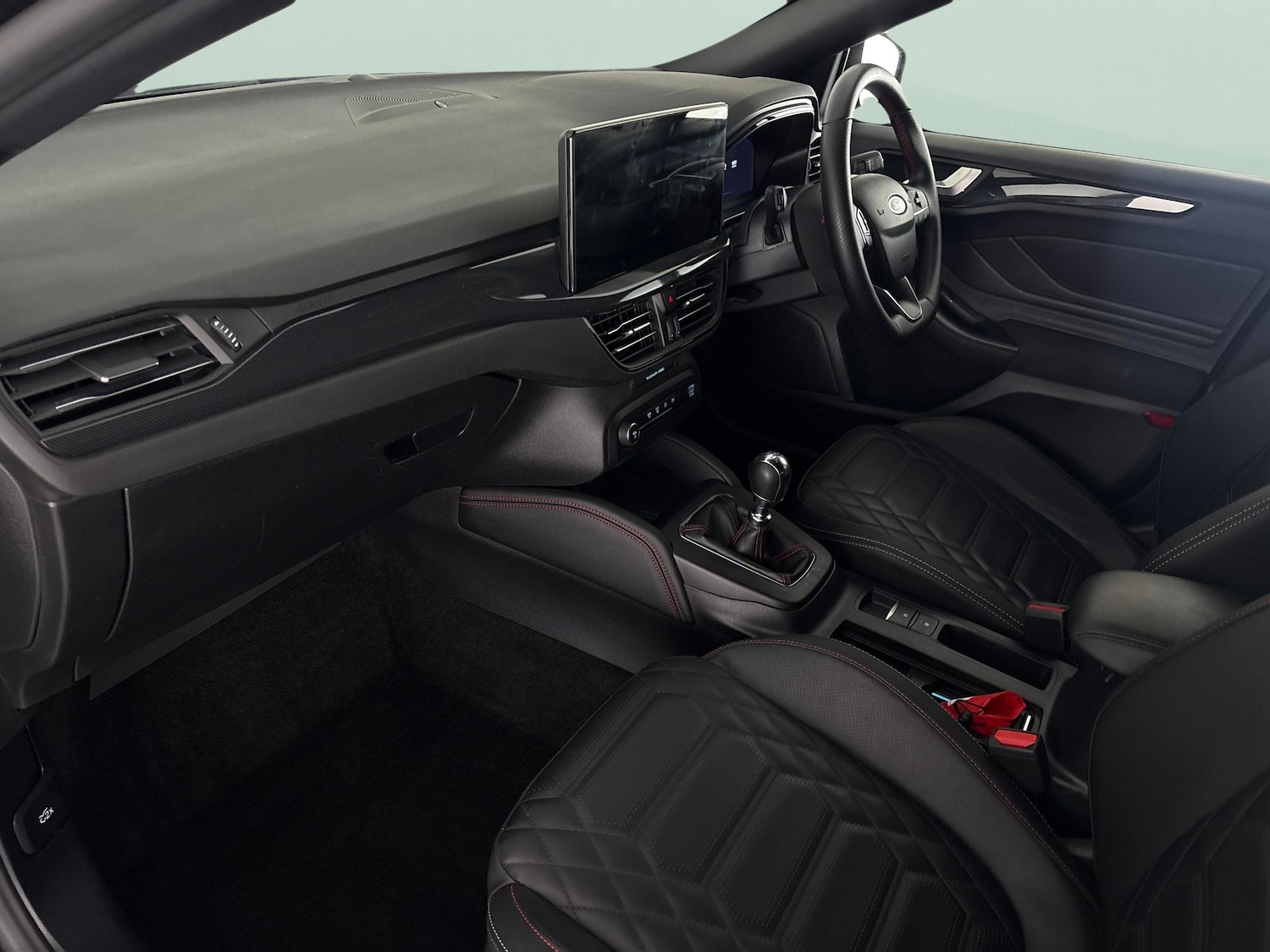 Used Ford Focus 2023 for sale - 76682128: Photo 4