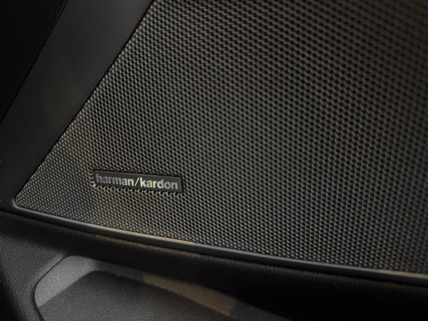 Used BMW 3 Series 2019 for sale - 77663213: Photo 5