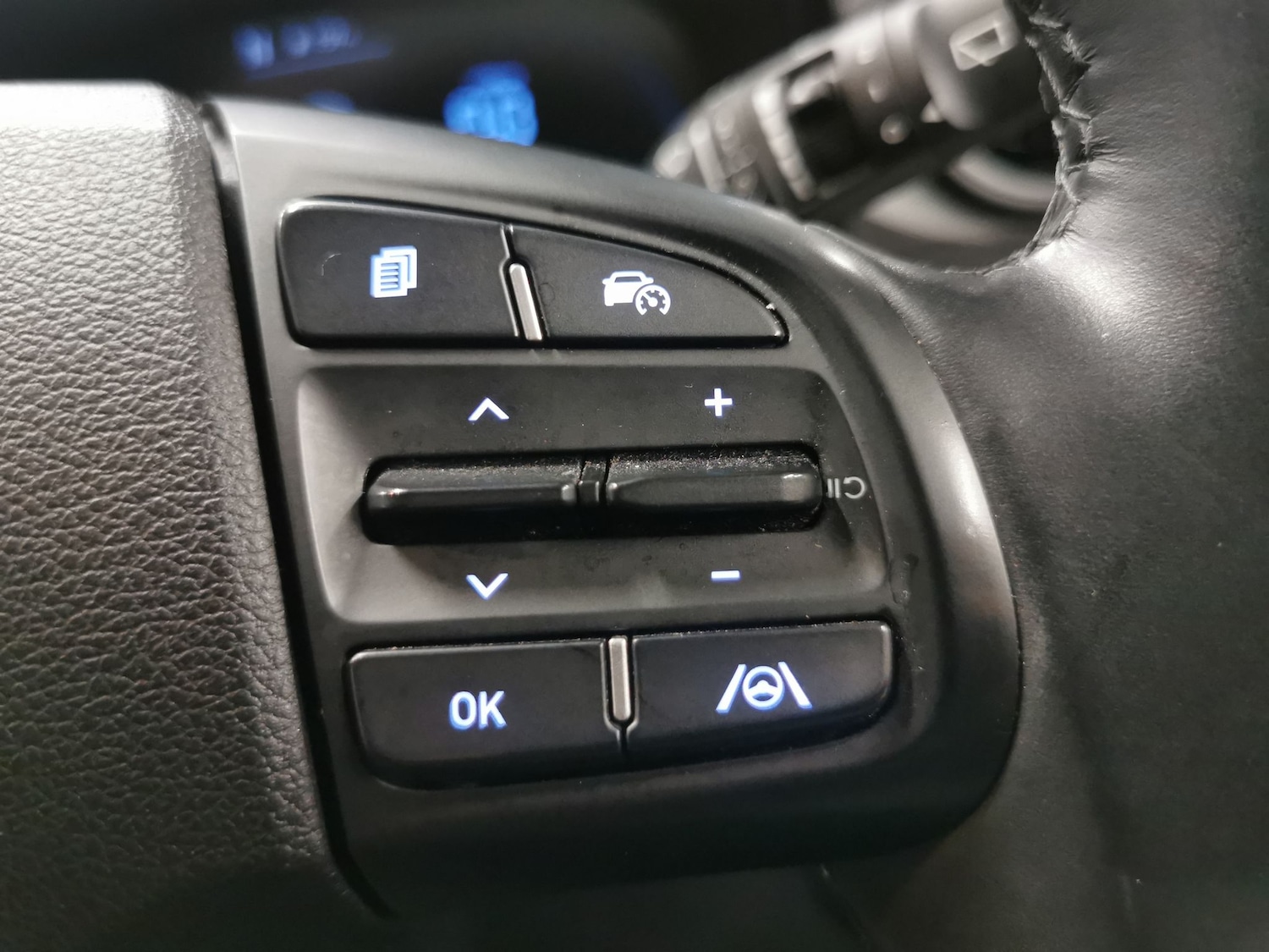 Used Hyundai i10 for sale - 77256028: Photo 17