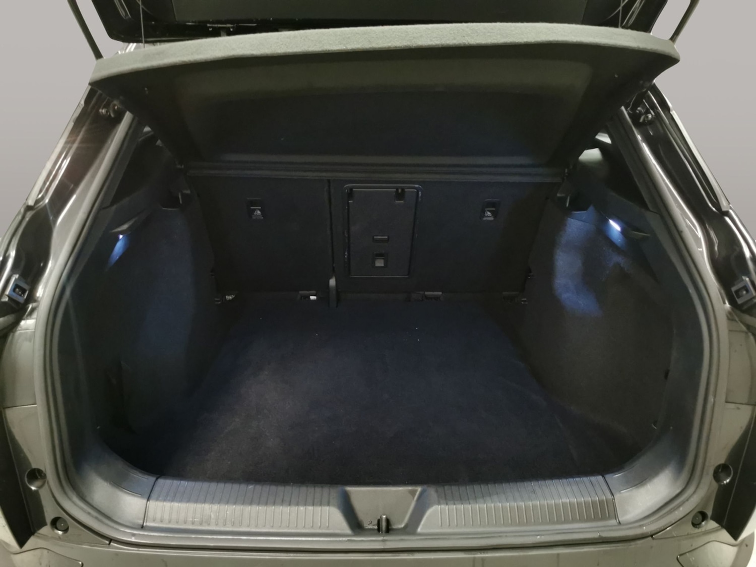 Used Volkswagen ID.4 2022 for sale - 77333539: Photo 35