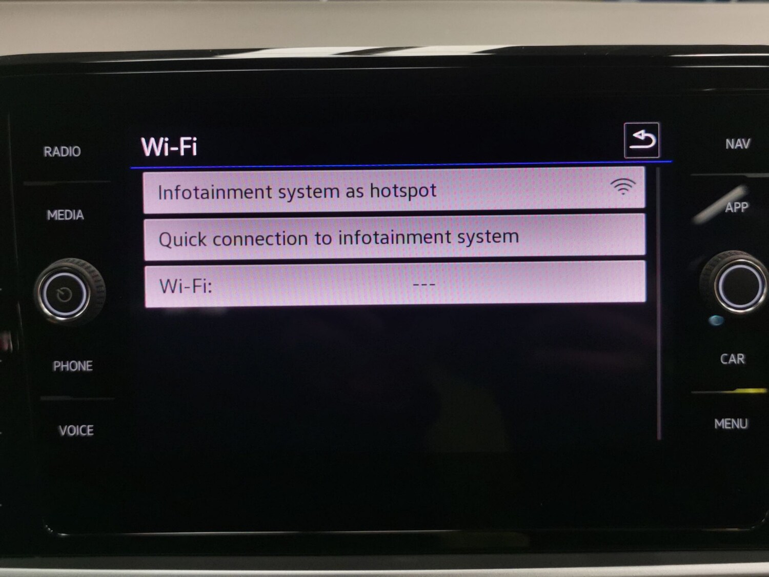 Used Volkswagen T-Roc 2022 for sale - 77675946: Photo 12