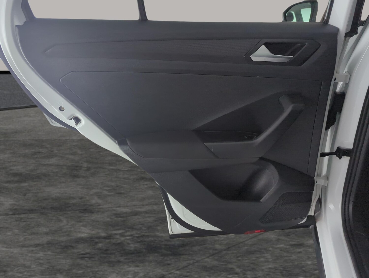 Used Volkswagen T-Roc 2022 for sale - 77675946: Photo 27