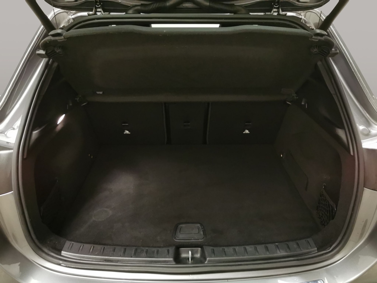 Used Mercedes-Benz EQA 2023 for sale - 76577772: Photo 38