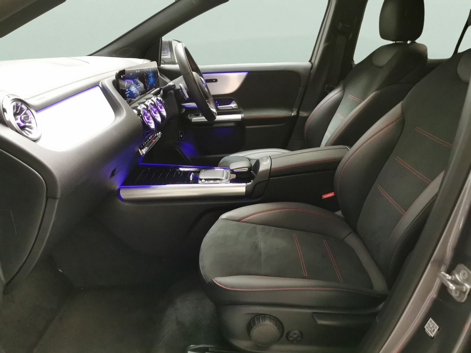 Used Mercedes-Benz EQA 2023 for sale - 76577772: Photo 4