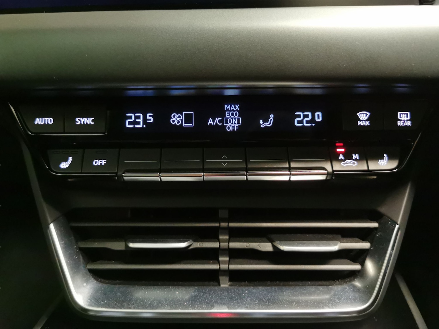 Used Audi e-tron GT 2022 for sale - 77235798: Photo 17