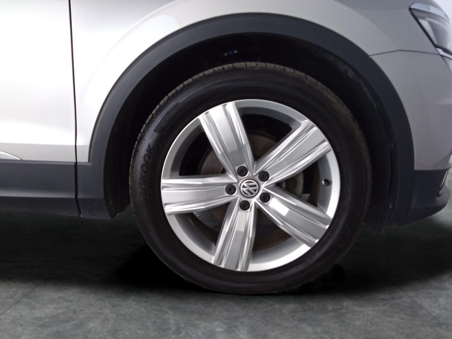 Used Volkswagen Tiguan 2020 for sale - 76691843: Photo 26