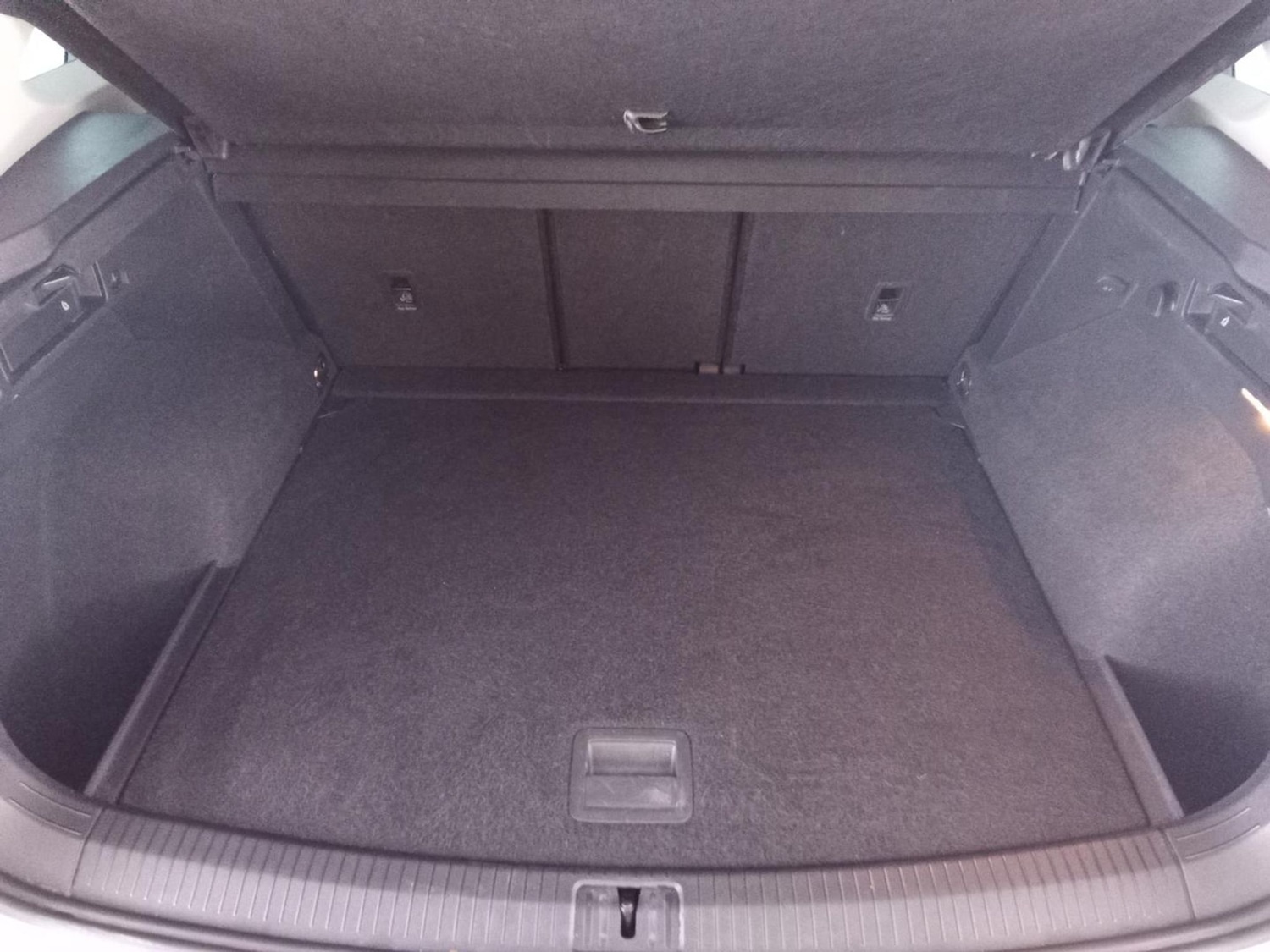 Used Volkswagen Tiguan 2020 for sale - 76691843: Photo 34