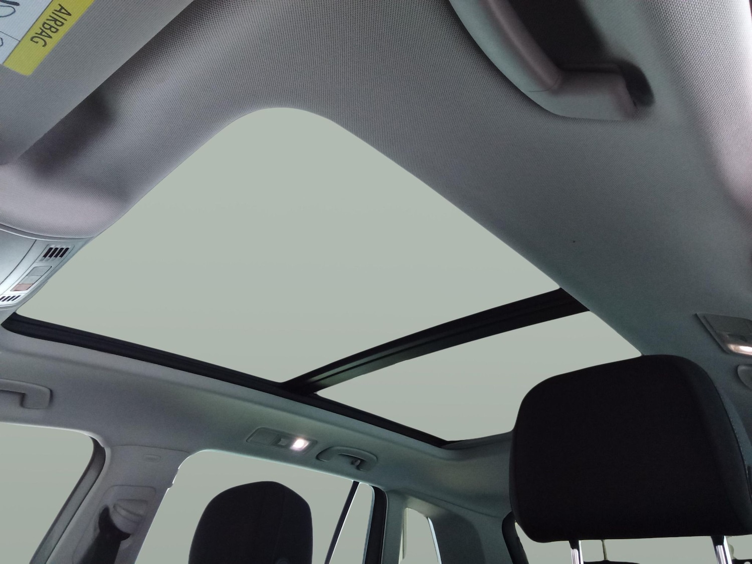 Used Volkswagen Tiguan 2020 for sale - 76691843: Photo 5