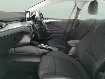 Used Ford Focus 2020 for sale - 75952714: Photo